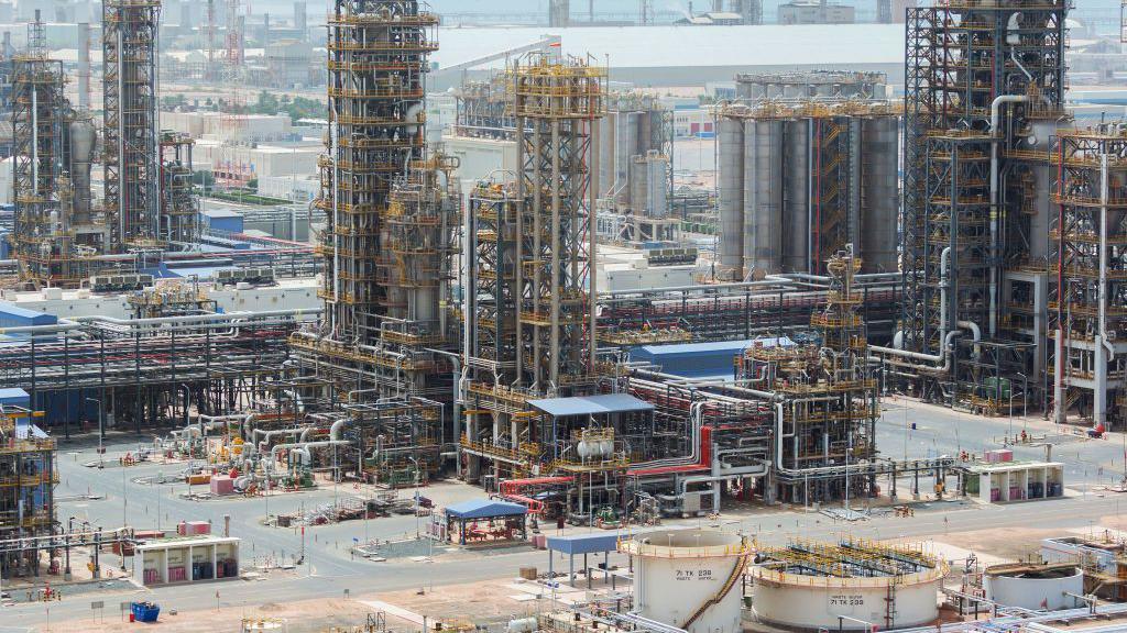 planta de producci&oacute;n de crudo en EAU