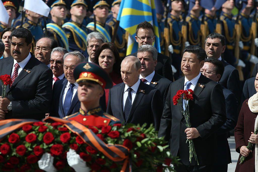 Maduro junto a Putin y Xi Jinping en 2015