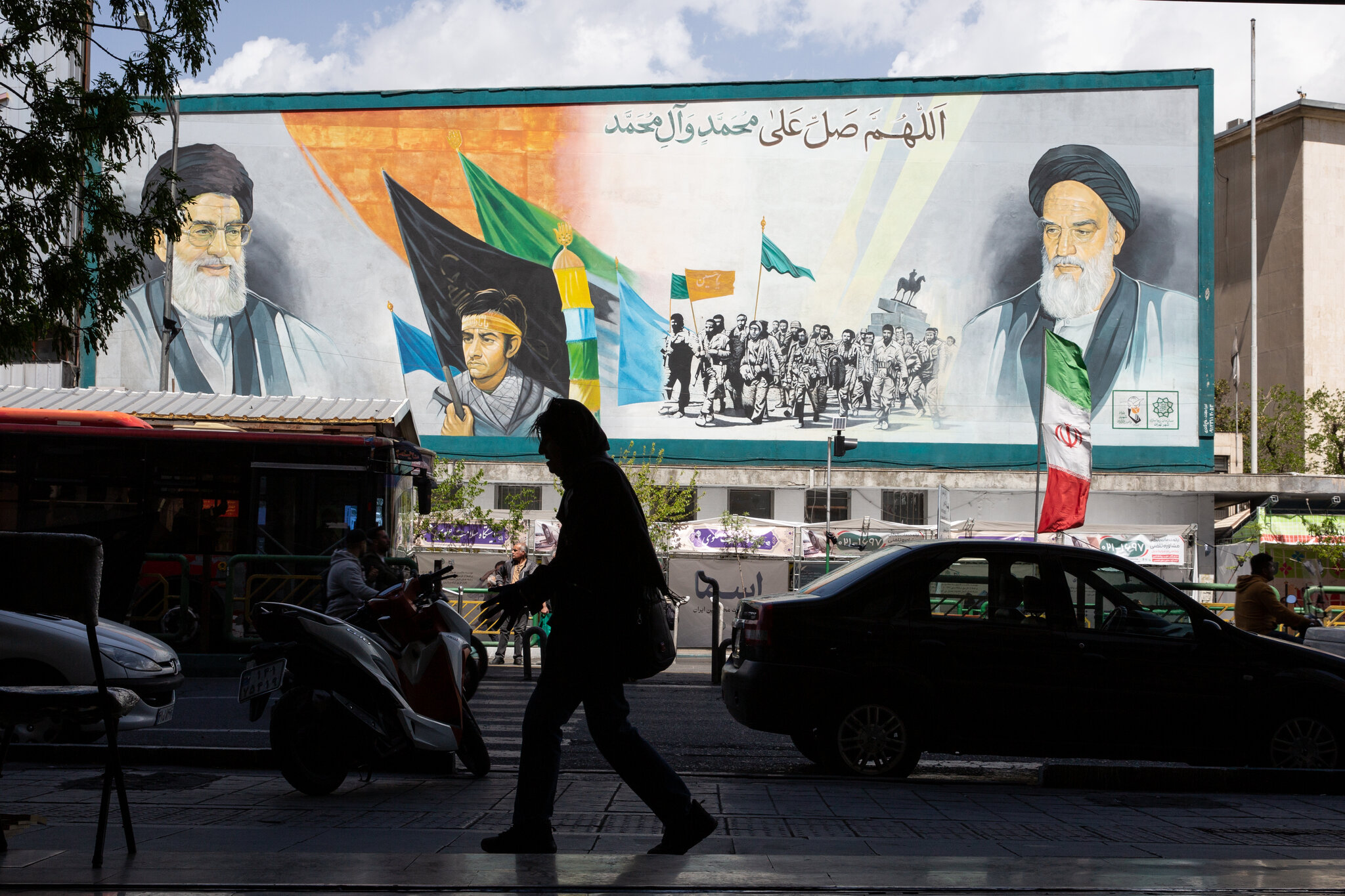 Trump lanza serias amenazas a Irán mientras se vence el plazo para Ormuz