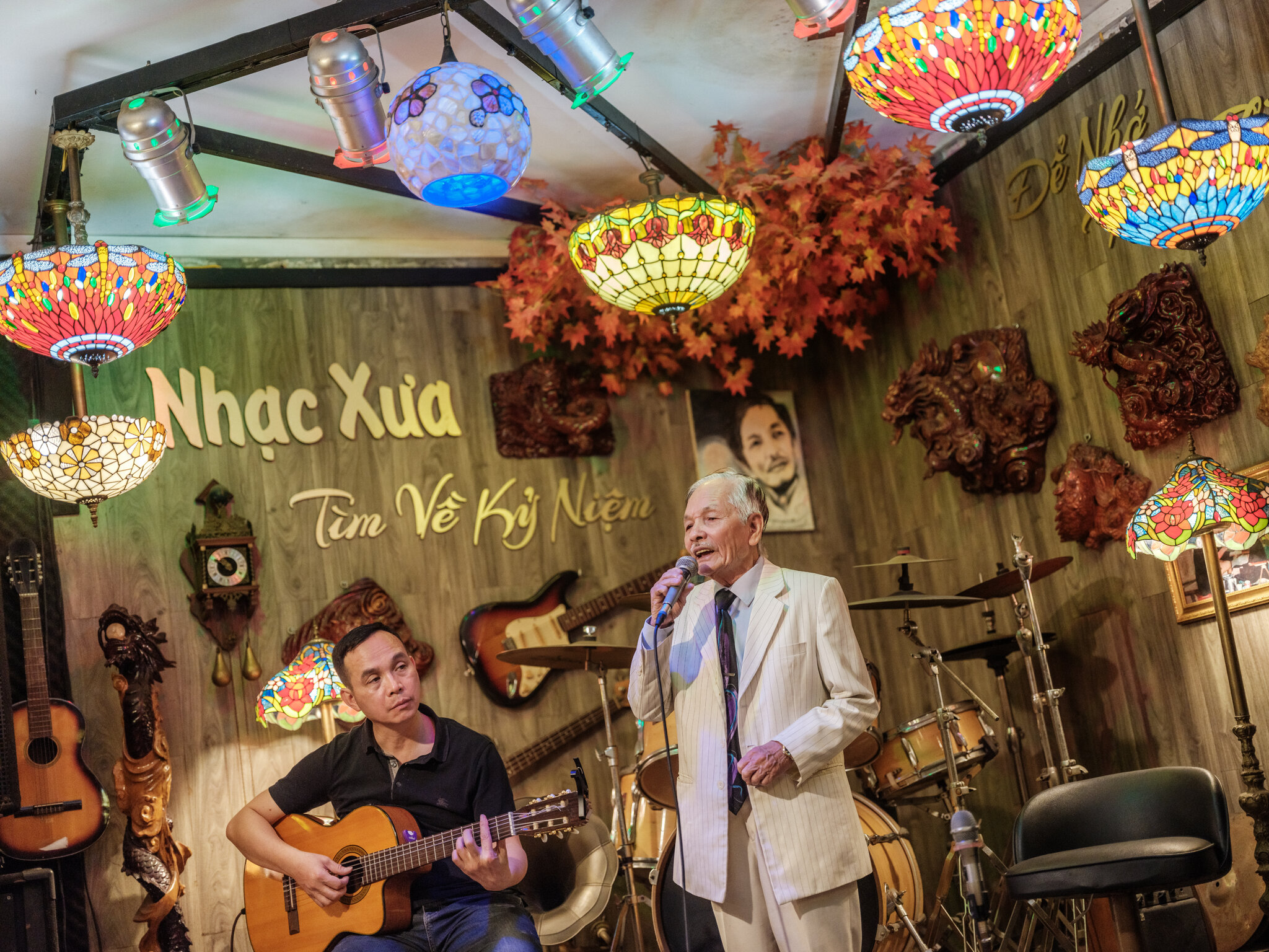 Su devoción por las canciones de amor lo llevó a la cárcel, pero no lo silenció