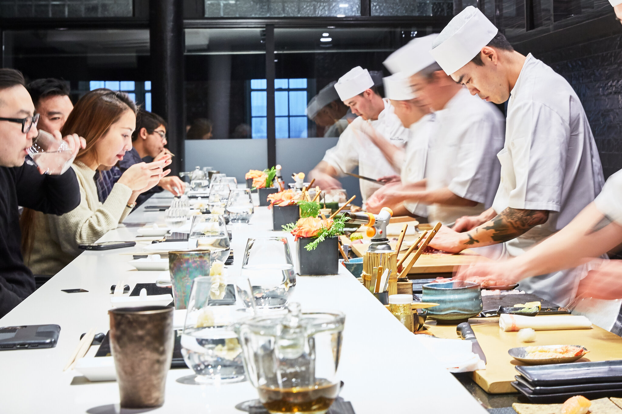 ¿Por qué los restaurantes de sushi más exclusivos nos dejan aburridos y sin dinero?