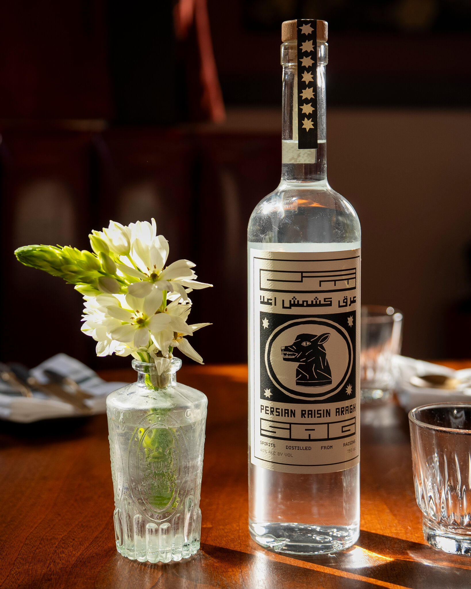 Un licor tradicional prohibido en Irán resurge en Nueva York