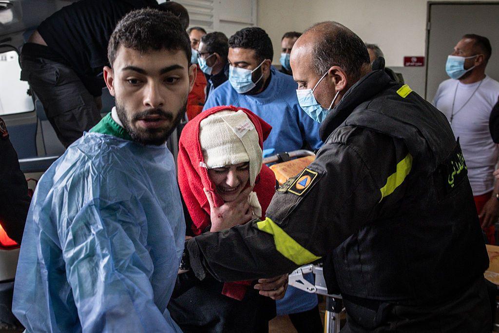 Heridos en un hospital tras el ataque israel&iacute;.