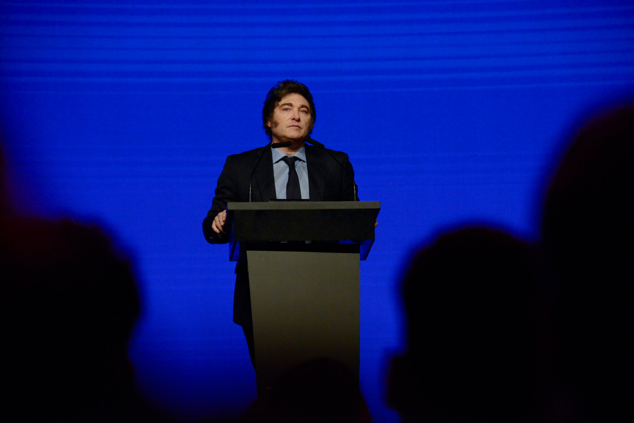 Nuevas revelaciones reavivan el criptoescándalo que implica a Javier Milei