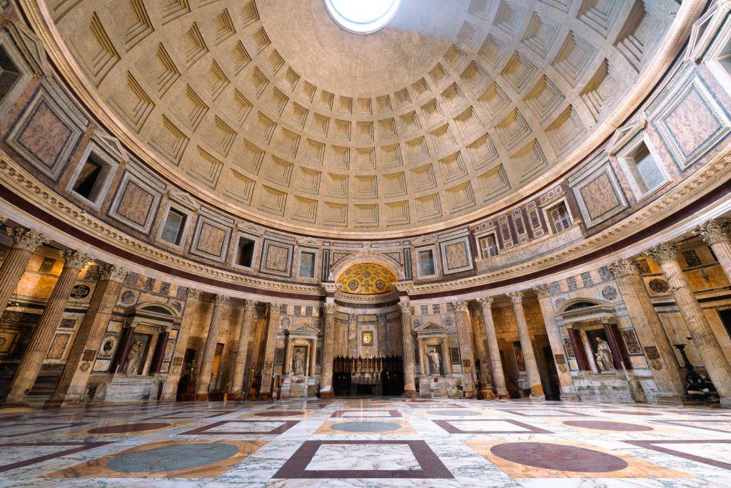 Im&aacute;gen del interior del Pante&oacute;n de Roma