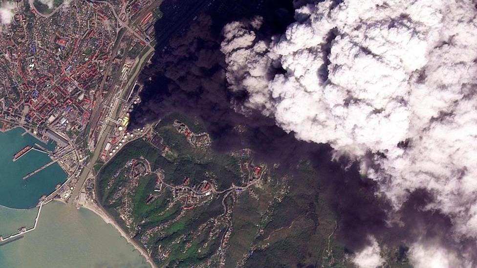 Ataque con drones a una refiner&iacute;a de petr&oacute;leo