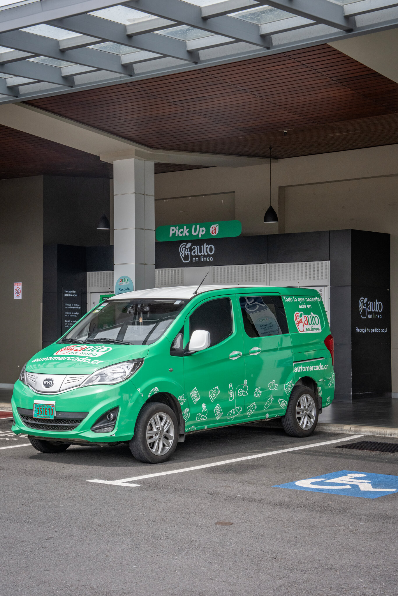 Los autos eléctricos ganan terreno frente a la volatilidad del petróleo
