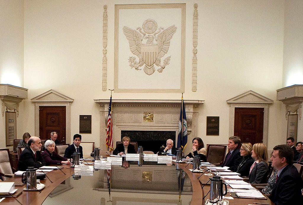 Quién es Kevin Warsh, el millonario conservador elegido como nuevo presidente de la Reserva Federal de EE.UU.