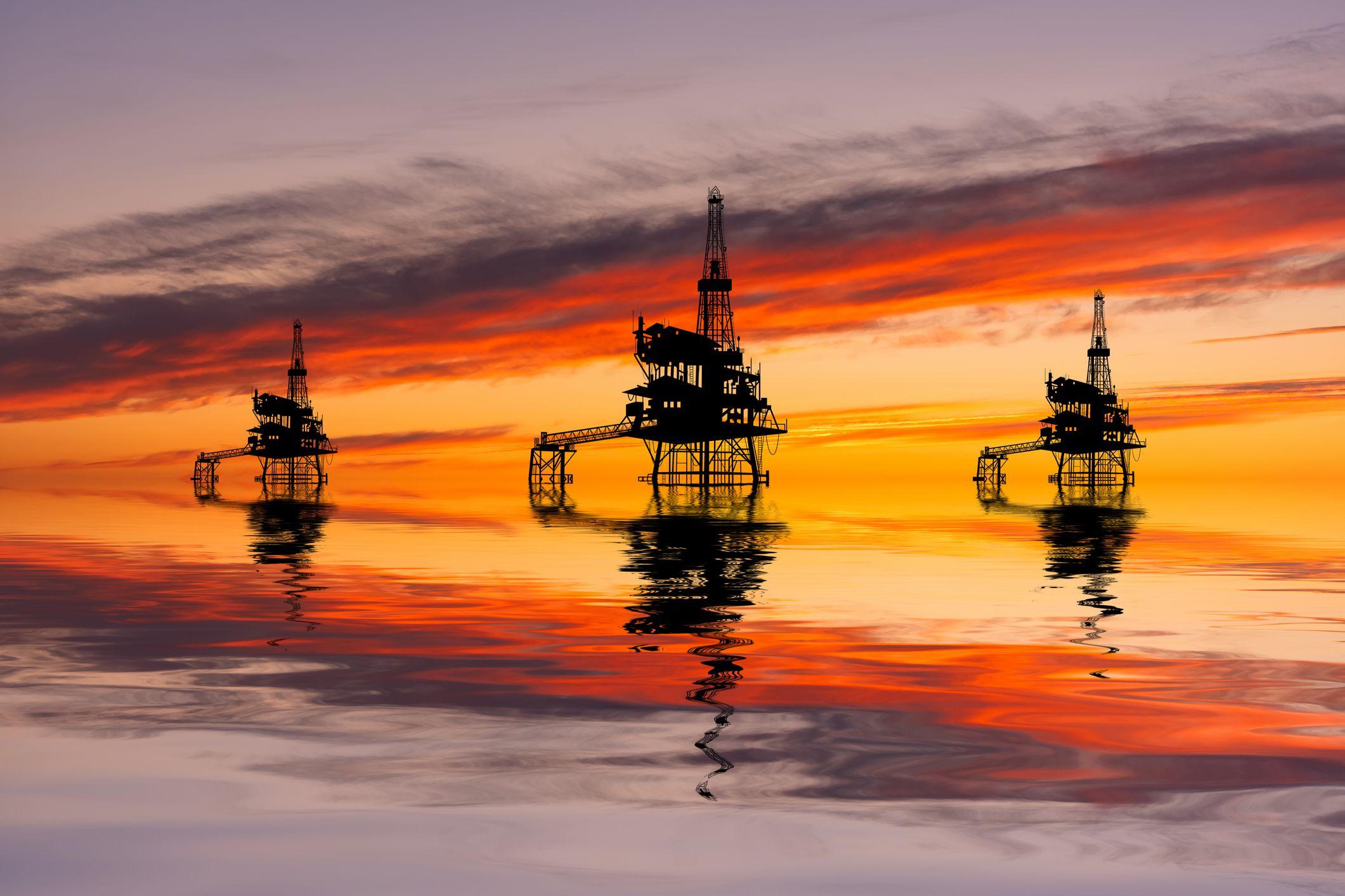 Cómo los precios récord del petróleo desatan una reacción en cadena que afecta nuestra vida cotidiana