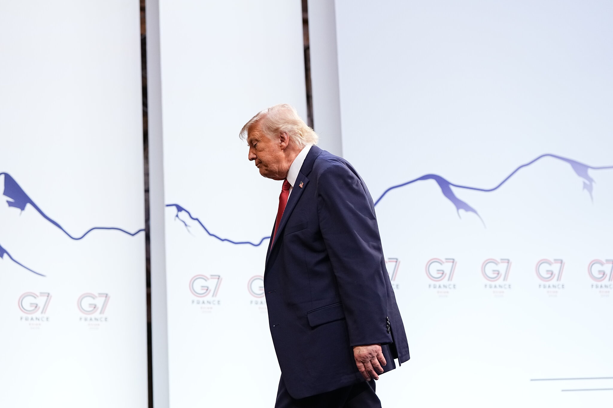 Tras un día de armonía, un Trump impredecible trastoca la cumbre del G7