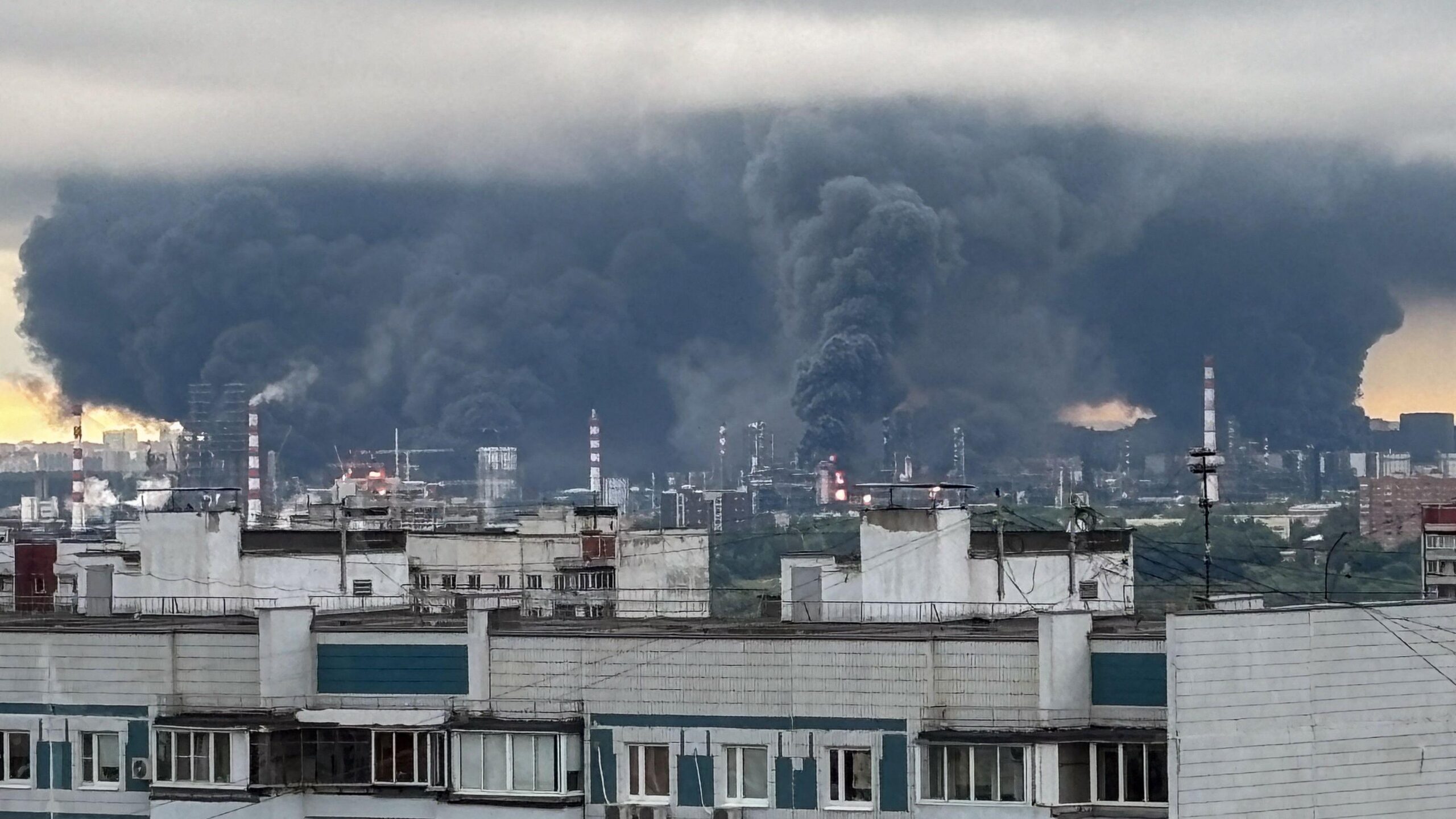 Ucrania lanza el mayor ataque con drones sobre Moscú desde el inicio de la guerra