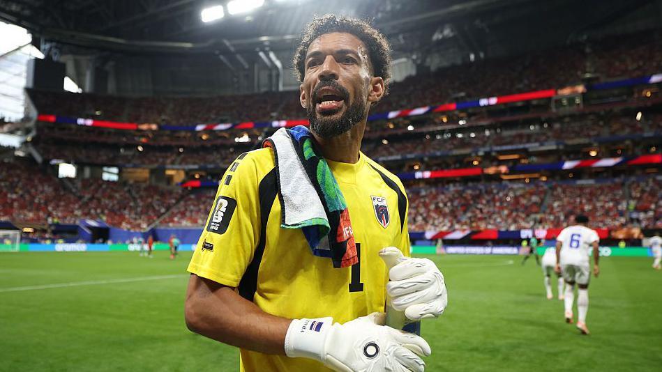 Vozinha #1 de Cabo Verde reacciona antes del partido del Grupo H de la Copa Mundial de la FIFA 2026 entre Espa&ntilde;a y Cabo Verde en el Atlanta Stadium el 15 de junio de 2026 en Atlanta, Georgia