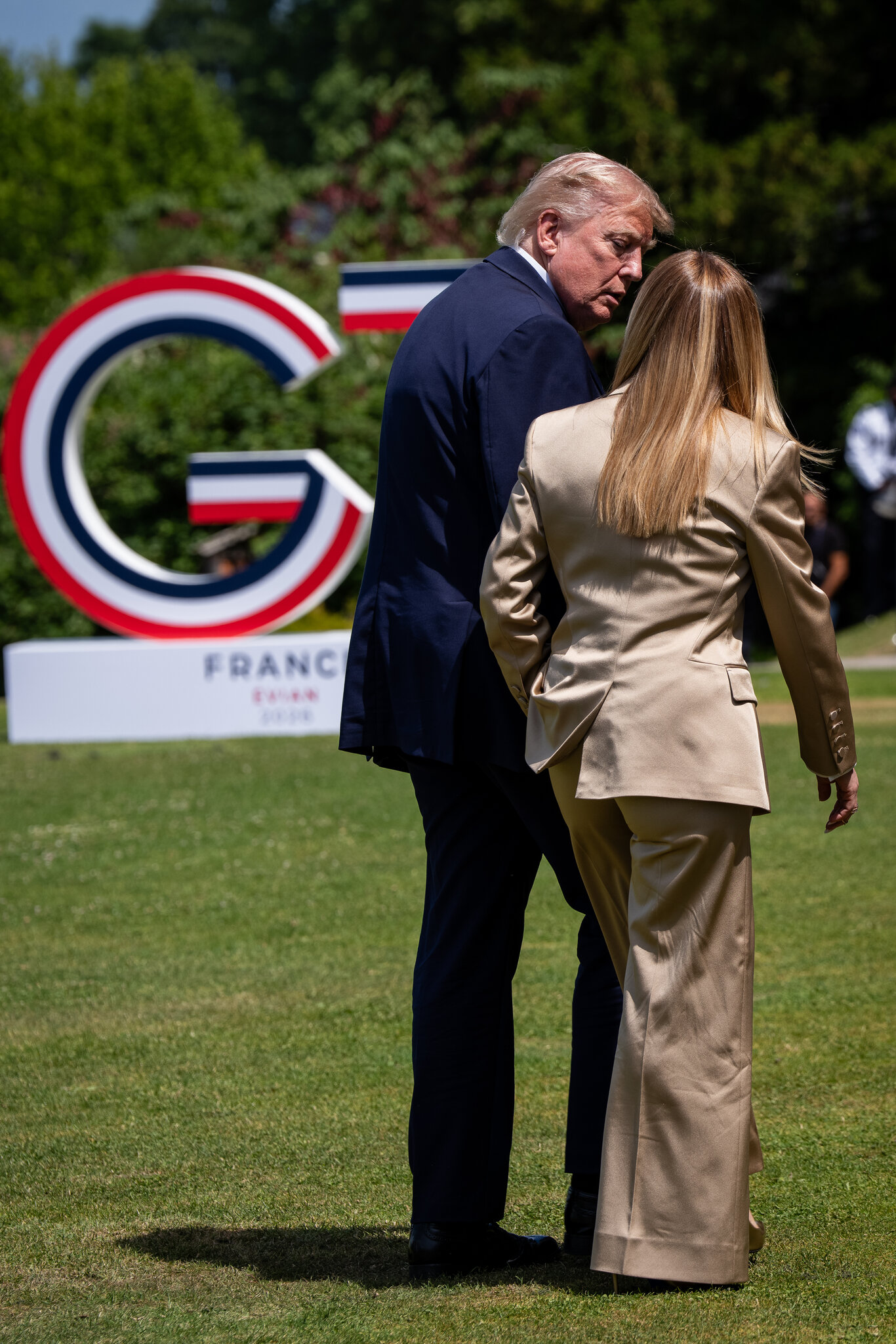 Giorgia Meloni le dice a Trump: ‘Italia y yo nunca rogamos’