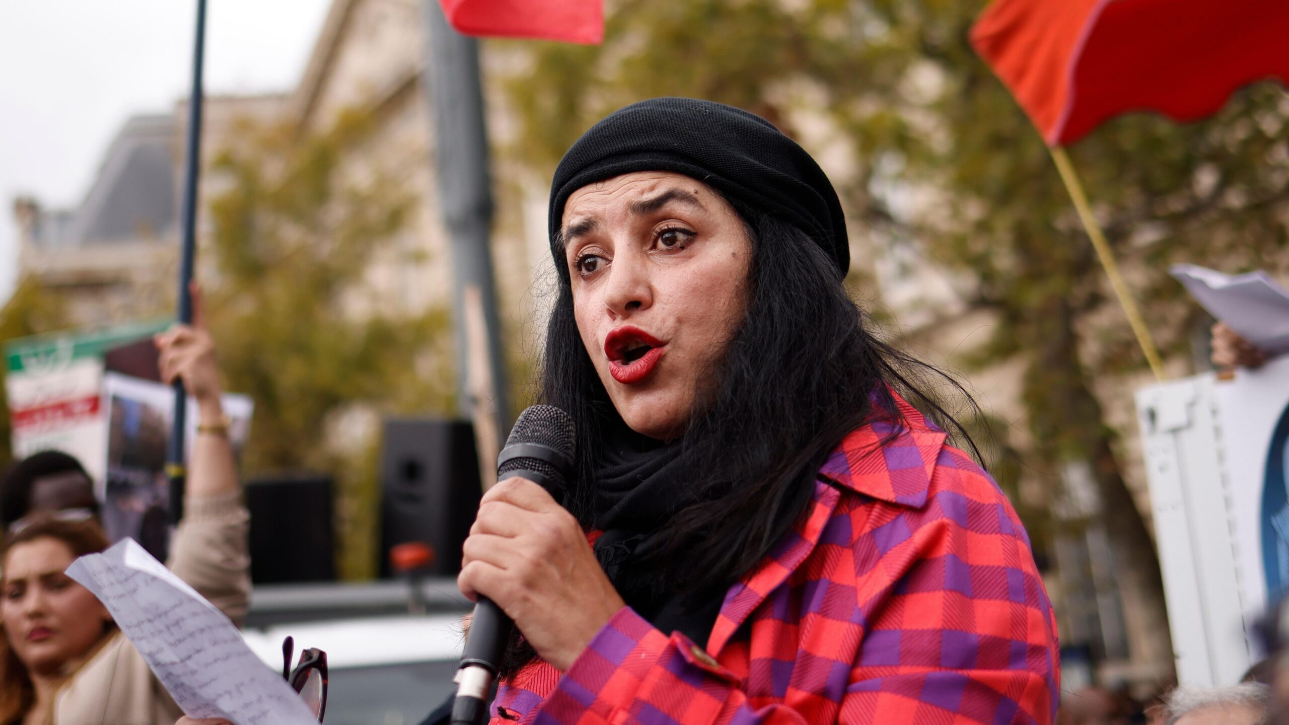 Muere “de tristeza” a los 56 años Marjane Satrapi, la novelista gráfica y cineasta franco-iraní de “Persépolis”