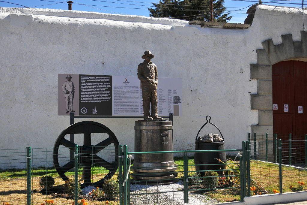Un monumento a los mineros brit&aacute;nicos en Real del Monte