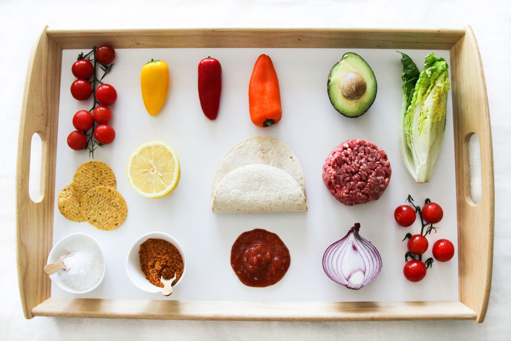 Cuál es el origen del “tacofredag”, la tradición noruega de comer tacos los viernes