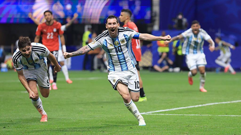Messi celebrando un gol