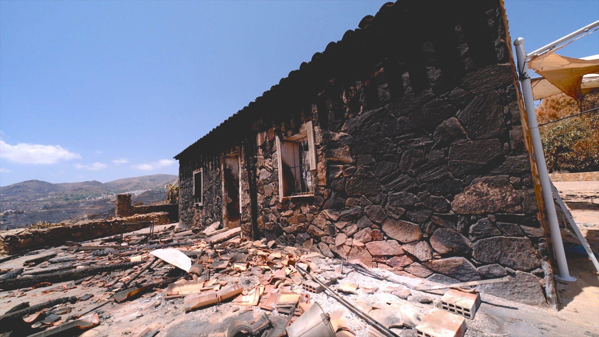 Una casa carbonizada
