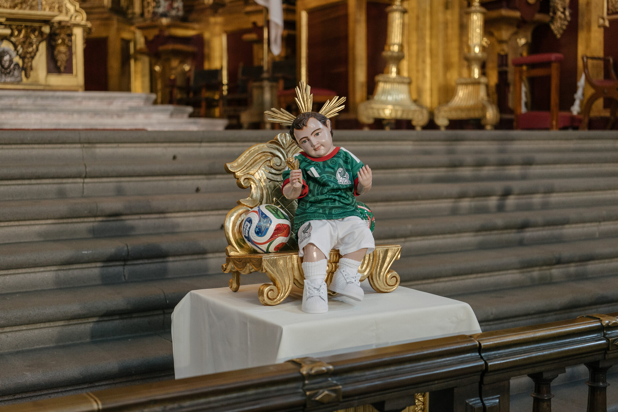 Miles de mexicanos le piden al Niño Jesús una alegría en el Mundial