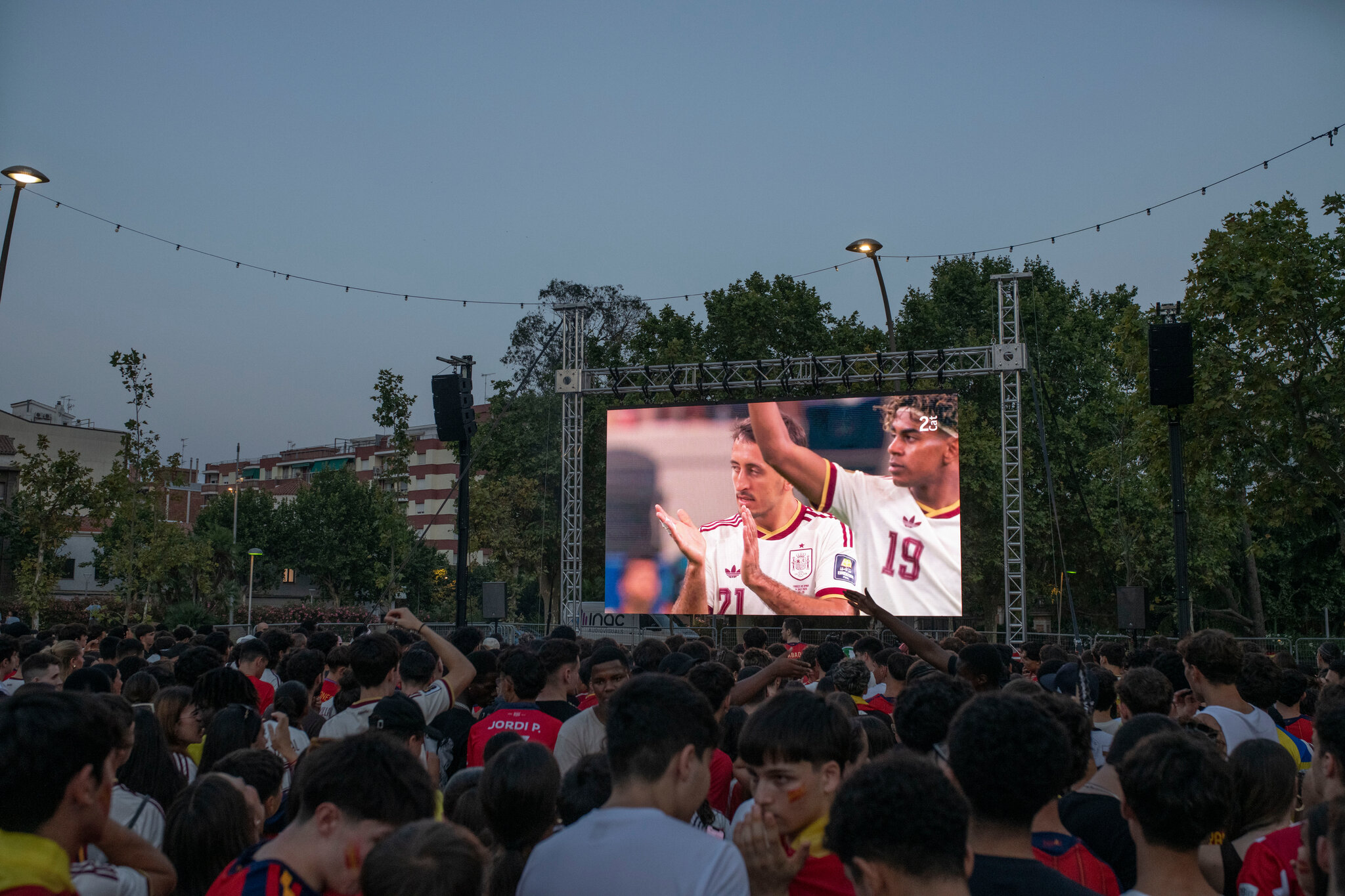 Lamine Yamal, astro de fútbol e hijo de migrantes, personifica una España cambiante