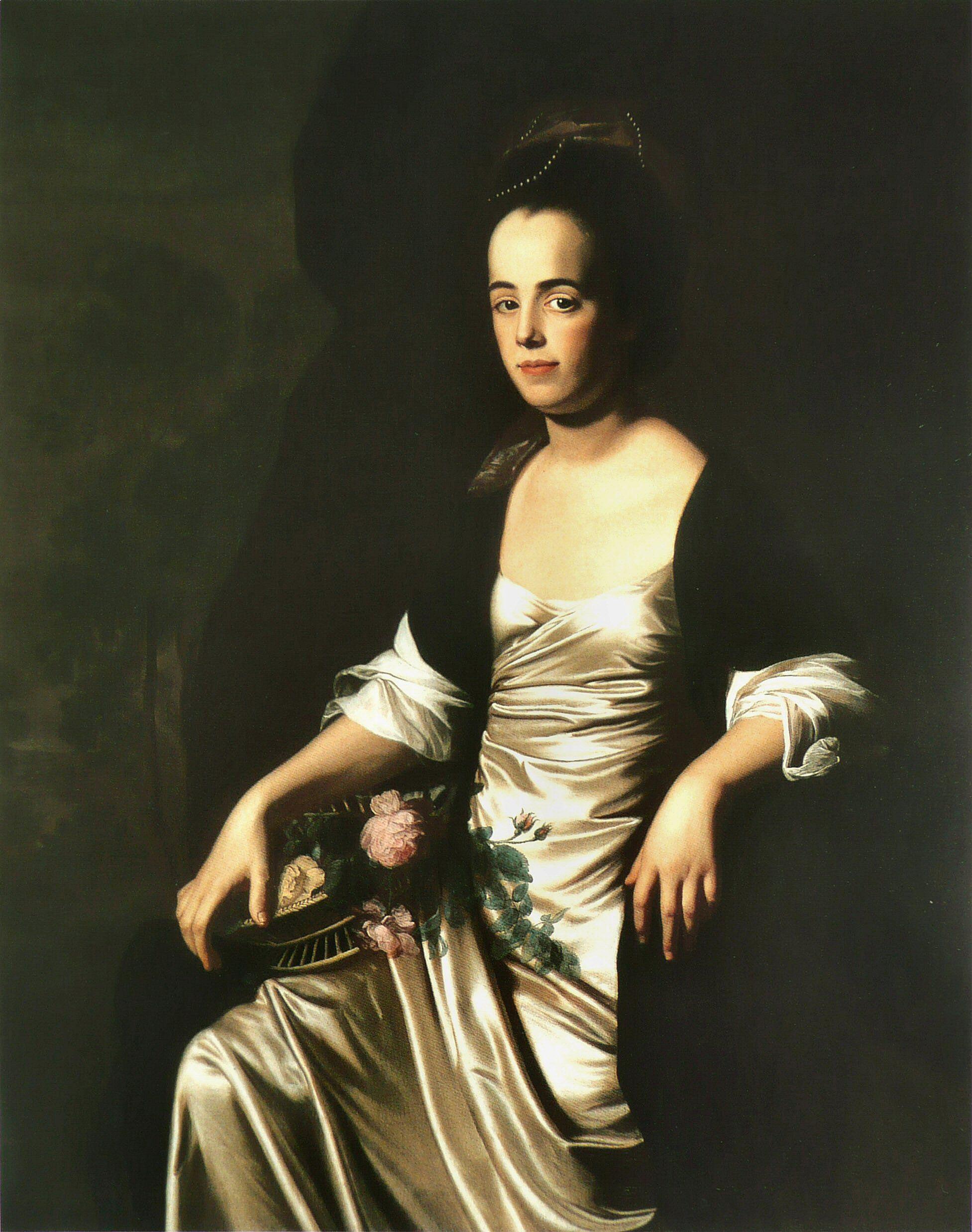Retrato al &oacute;leo de una persona sentada con vestido claro y manto oscuro, sosteniendo un abanico floral sobre el regazo.