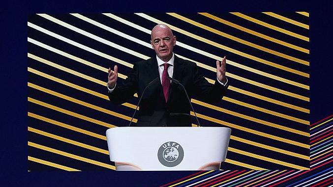 El presidente de la FIFA, Gianni Infantino, se dirige al 50º Congreso Ordinario de la UEFA en Bruselas, Bélgica, el 12 de febrero de 2026