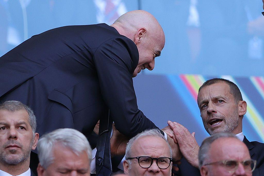 La UEFA emprende acciones penales contra Infantino por su intención de privatizar parte del Mundial