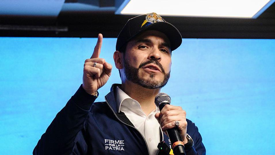 Abelardo de la Espriella, durante un acto de campaña en Chia, Colombia, en febrero de 2026.