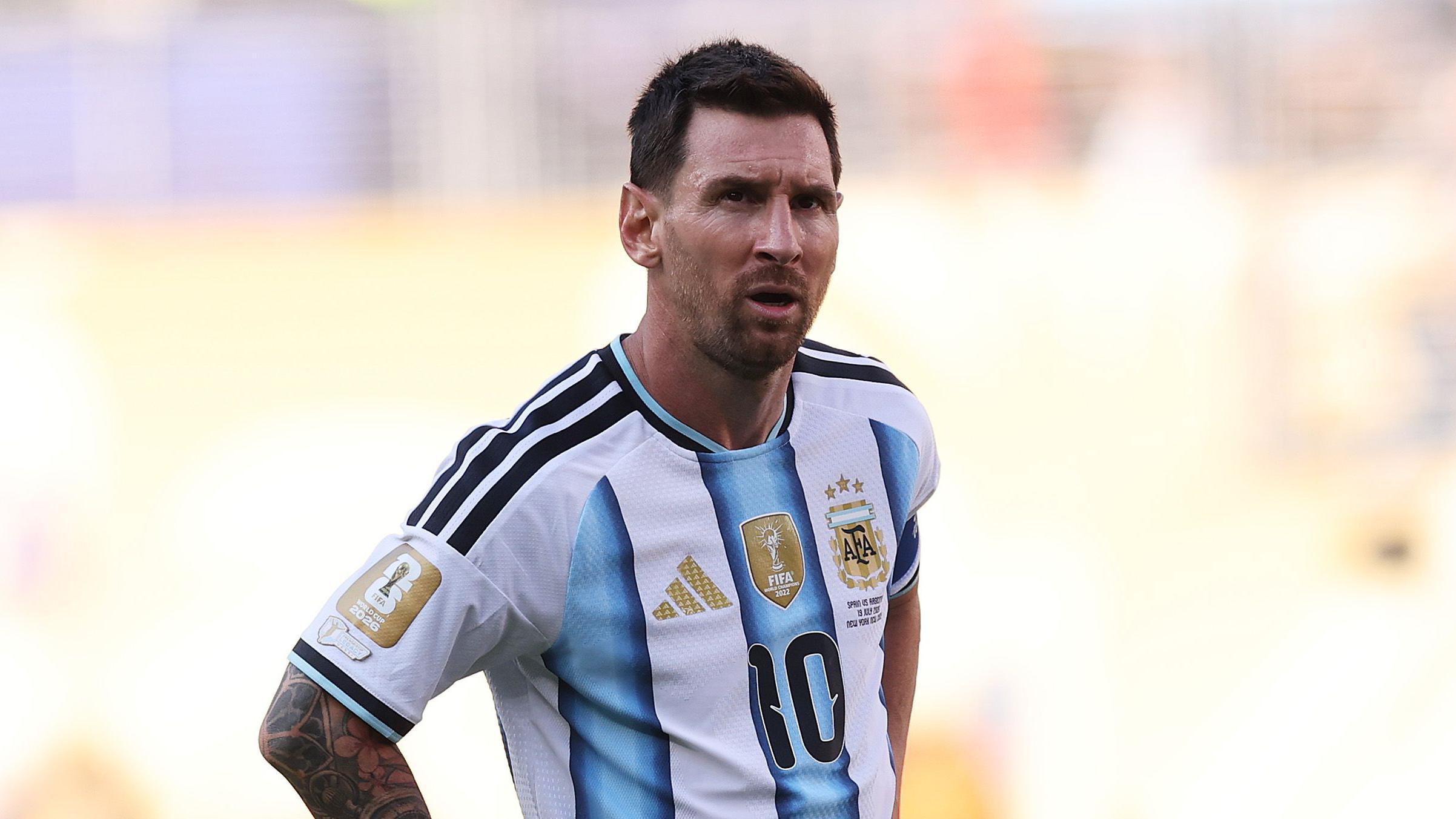 “Tengo dudas de que vaya a seguir jugando al fútbol”: el emotivo mensaje que Lionel Messi le dedicó a su padre tras su muerte