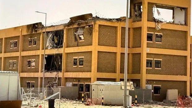 Edificio dañado por un ataque iraní, Campamento Arifjan, Kuwait. Sin fecha.
