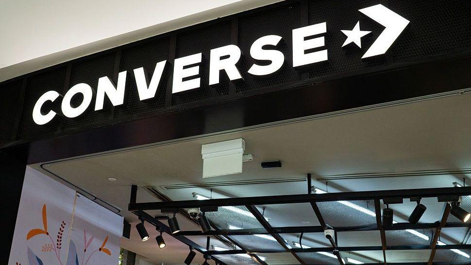 Converse retira un anuncio “profundamente perturbador” tras acusaciones de racismo