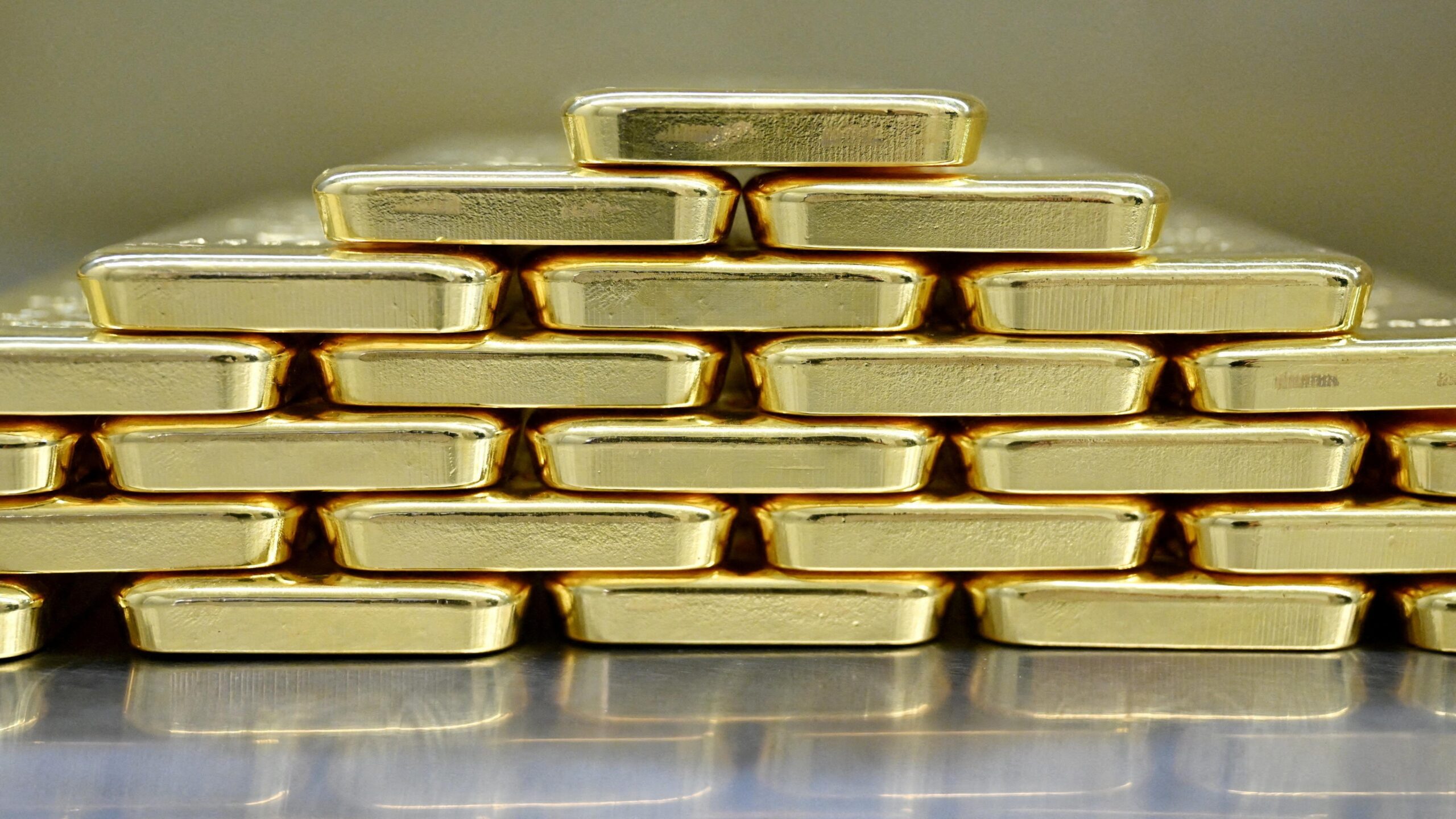 Los miles de millones en oro que Países Bajos traslada a Londres como medida de “preparación para la crisis”
