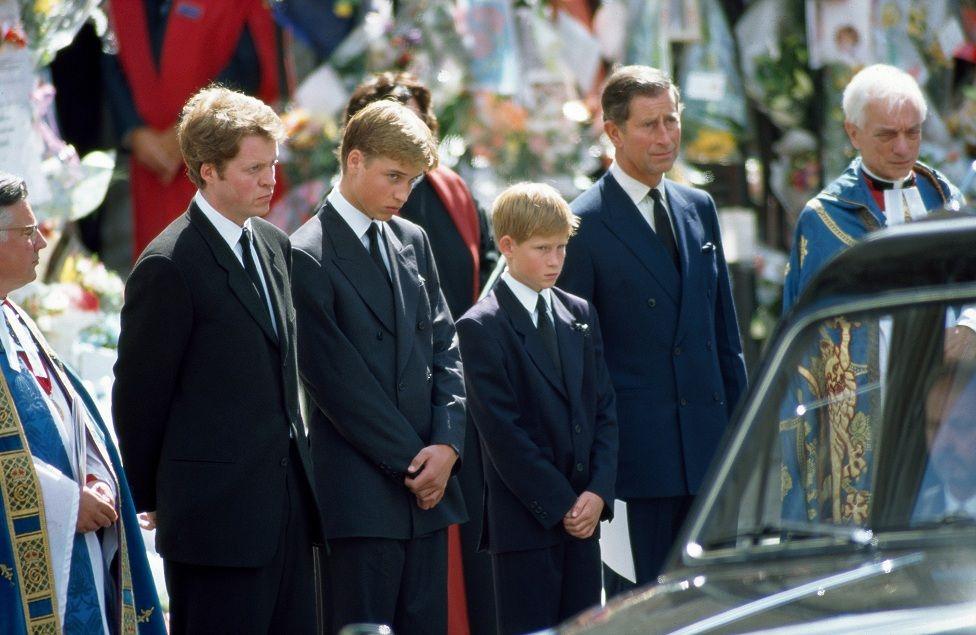 Exclusiva BBC | “Estoy diciendo la verdad”: el hermano de Diana de Gales defiende sus señalamientos de que Carlos III estaba “eufórico” tras la muerte de la princesa