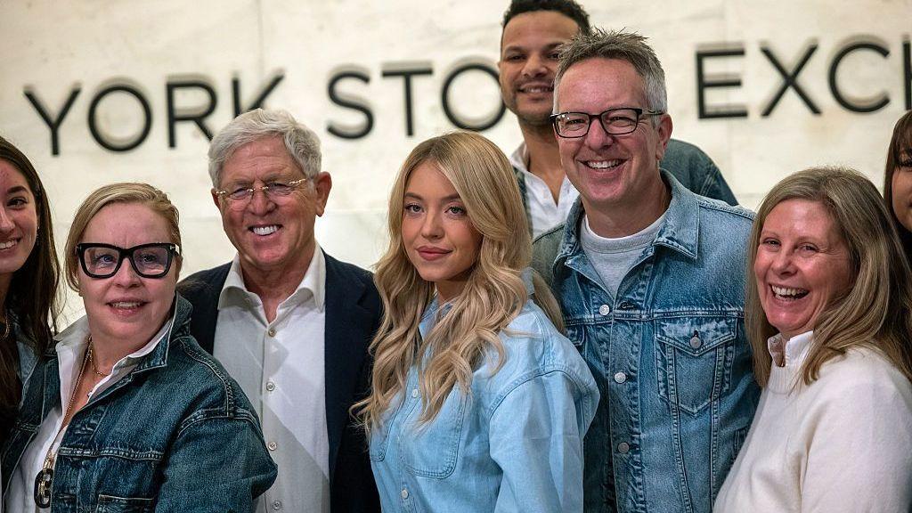 “Es una bofetada para las mujeres”: las fuertes críticas de deportistas de élite al polémico anuncio de Sydney Sweeney para una casa de apuestas