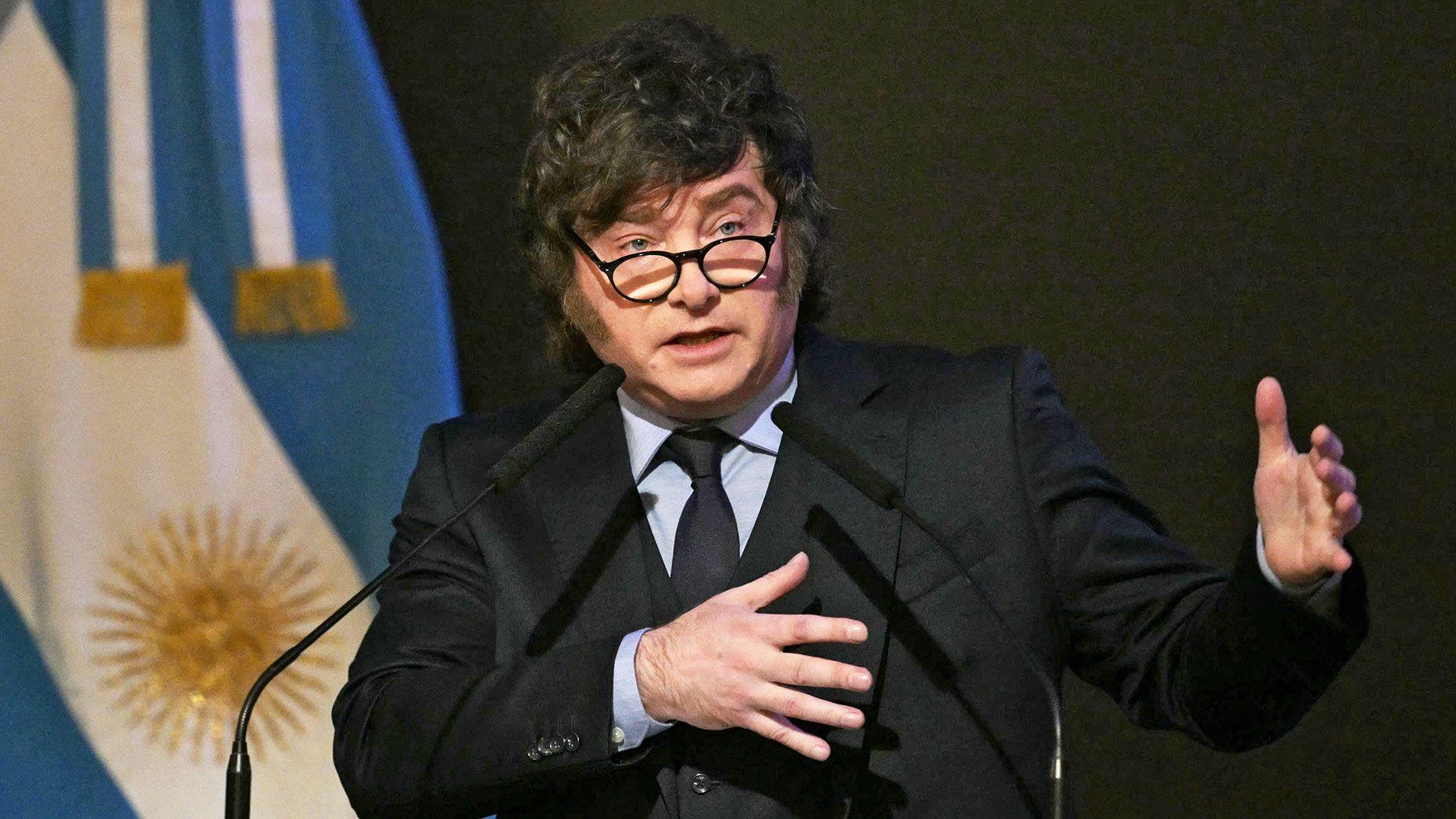 Reino Unido asegura que su apoyo a las Malvinas/Falklands se mantiene “inquebrantable” tras las reivindicaciones de Milei