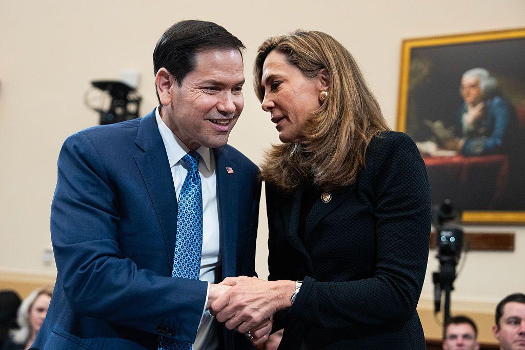 “Ha ido demasiado lejos”: el mensaje a Trump de la congresista republicana María Elvira Salazar en plena ola de arrestos y deportaciones