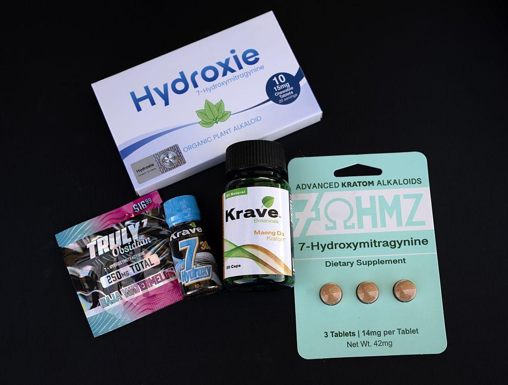 ¿Qué es el kratom, la “heroína de las gasolineras” que causa alarma entre las autoridades en EE.UU.?