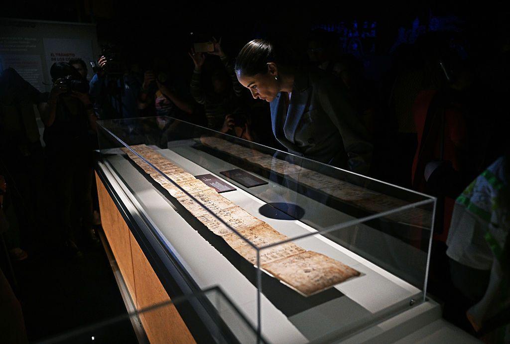 Una muestra del Códice Azcatitlan exhibida en el Museo Nacional de Antropología de Ciudad de México.