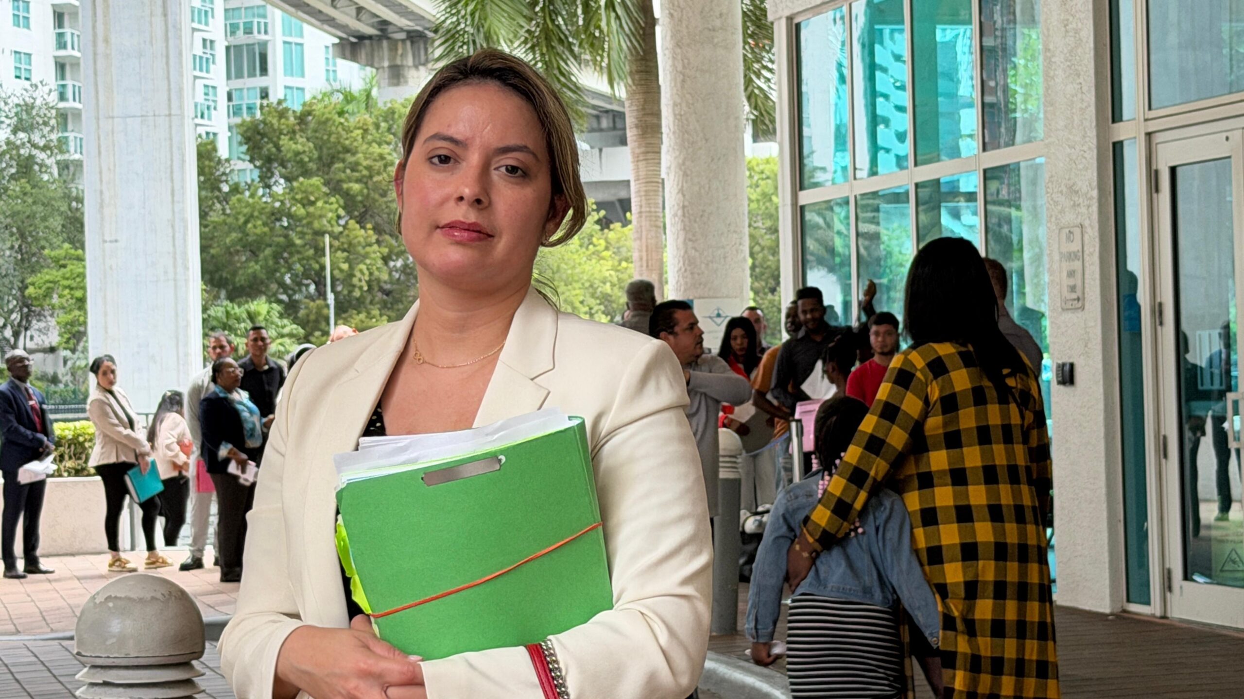 “Temo por mi vida si me devuelven”: las audiencias masivas en Miami que aceleran las deportaciones sin dar tiempo a los migrantes para defender sus casos