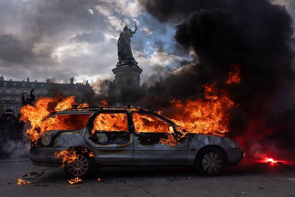 Las numerosas preguntas que siguen abiertas en Francia tras el “fin de semana de furia” y por qué se temen más protestas