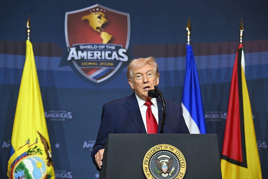 Donald Trump habla durante una cumbre del Escudo de las Américas en Miami, Estados Unidos, en marzo de 2026.