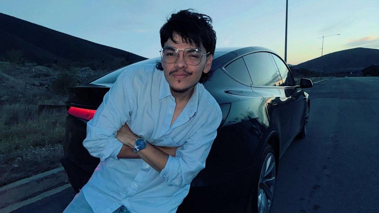 Quién era el famoso streamer salvadoreño Komanche y qué se sabe de su muerte en México a los 30 años