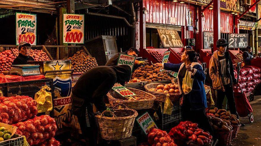 Mercado de verduras, La Vega, en Santiago.